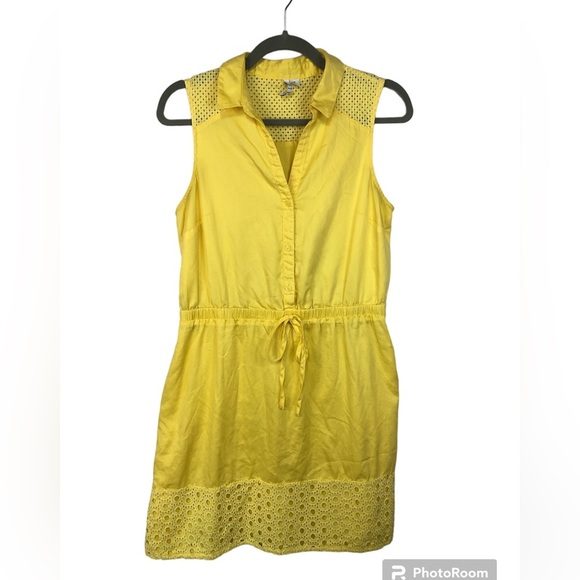 Elle Dresses & Skirts - Elle Women’s Dress Eyelet Sunny Yellow Collared Elastic Waist Tie Lined